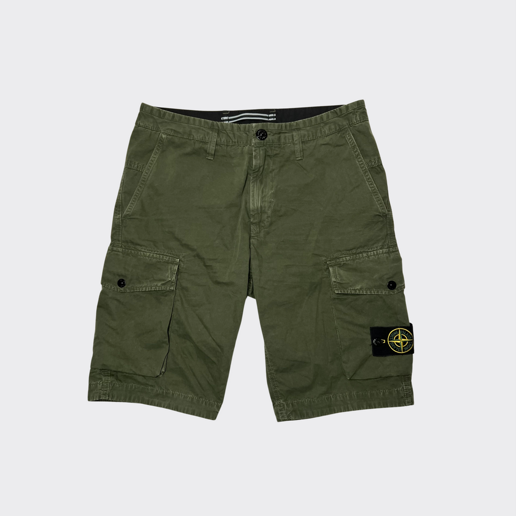 Stone Island Cargo Shorts W30