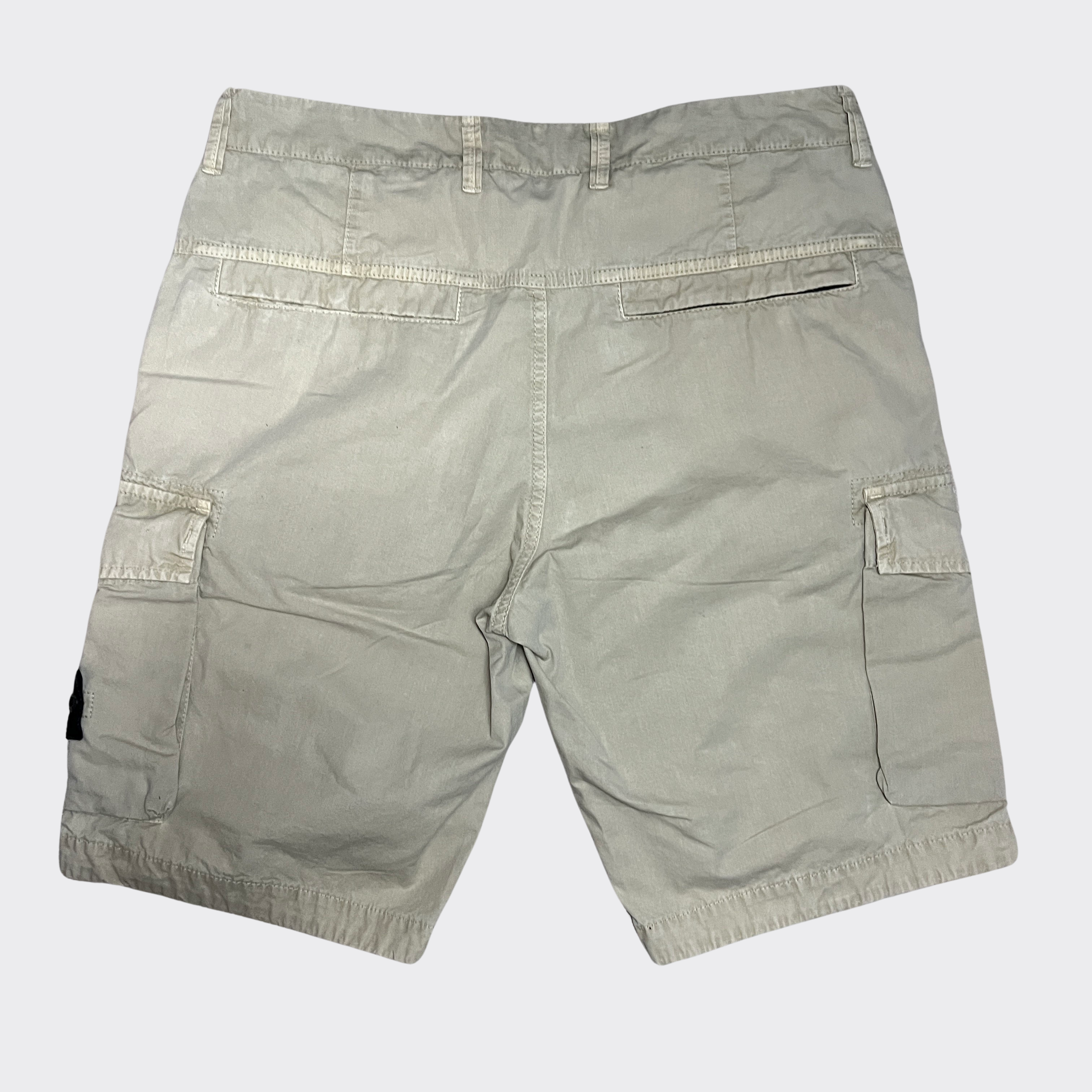 Stone Island Cargo Shorts W32