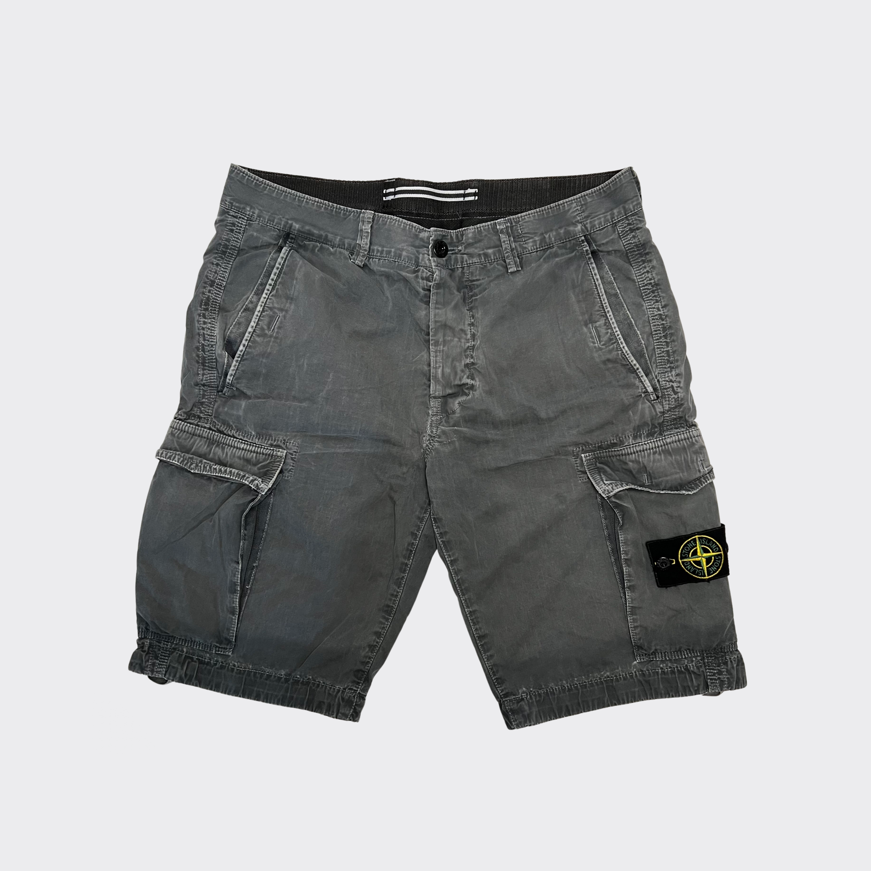 Stone Island Cargo Shorts W30