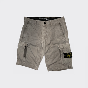 Stone Island Cargo Shorts W32