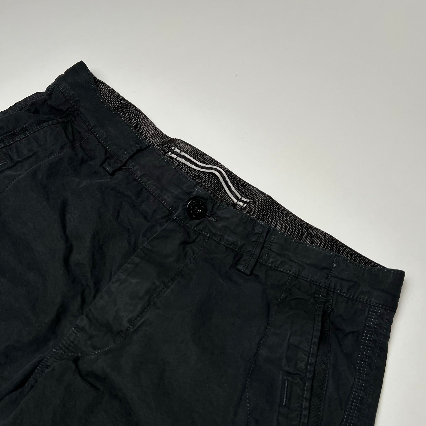 Stone Island Cargo Shorts W28